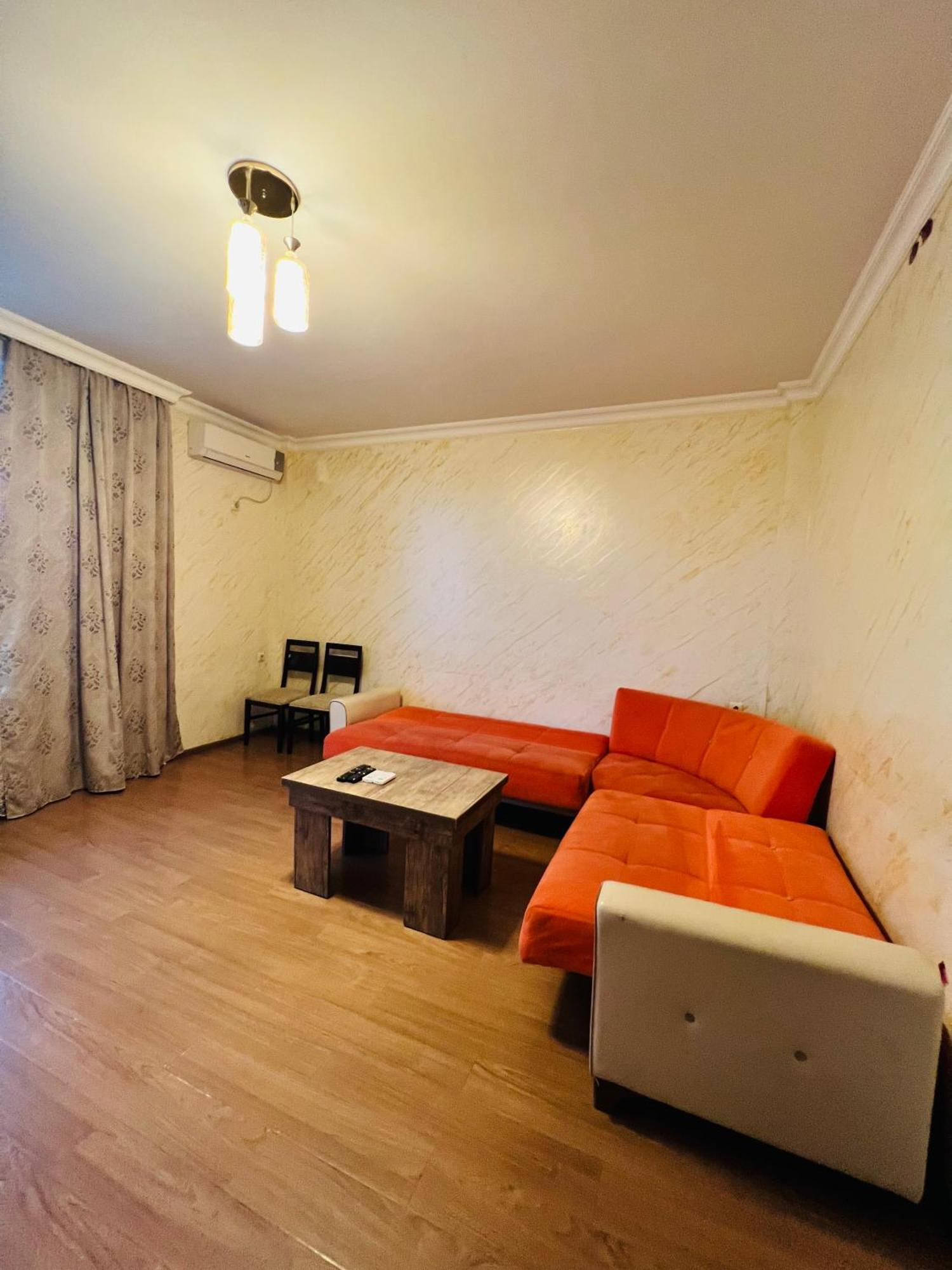 Apartments Nita バトゥーミ エクステリア 写真