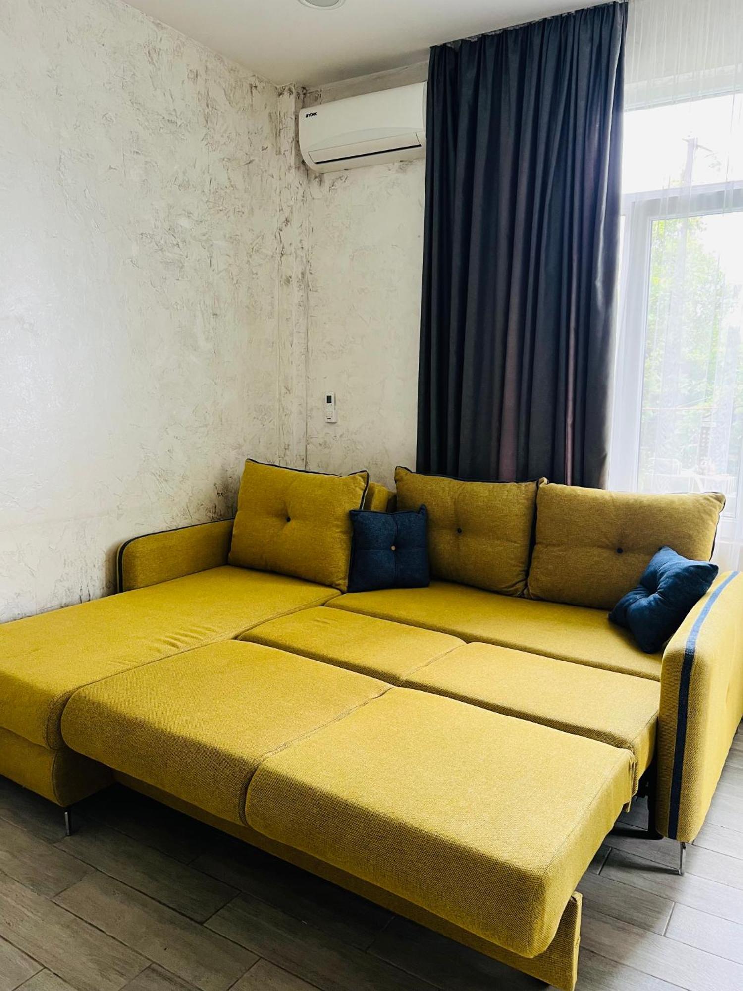 Apartments Nita バトゥーミ エクステリア 写真