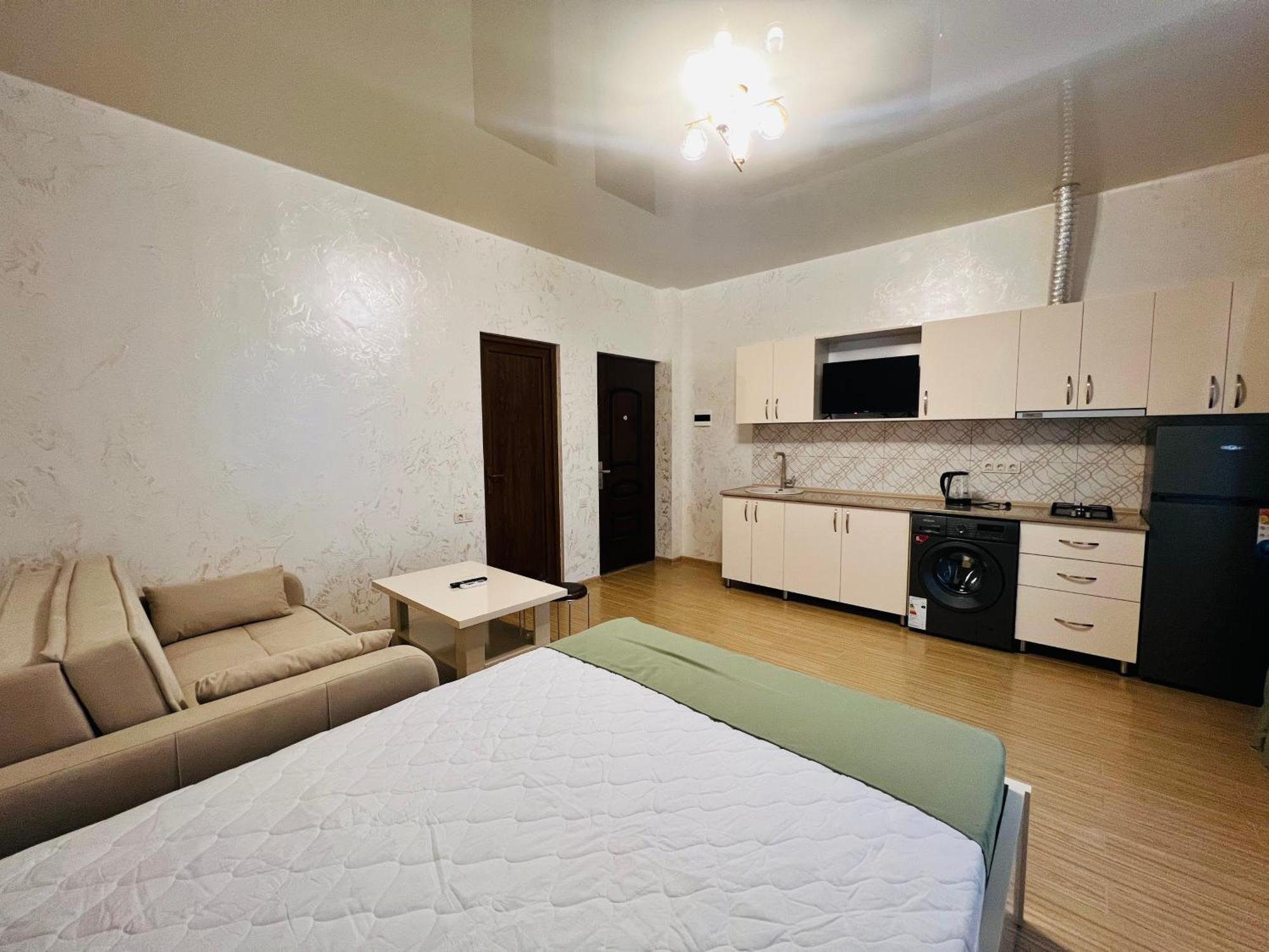 Apartments Nita バトゥーミ エクステリア 写真