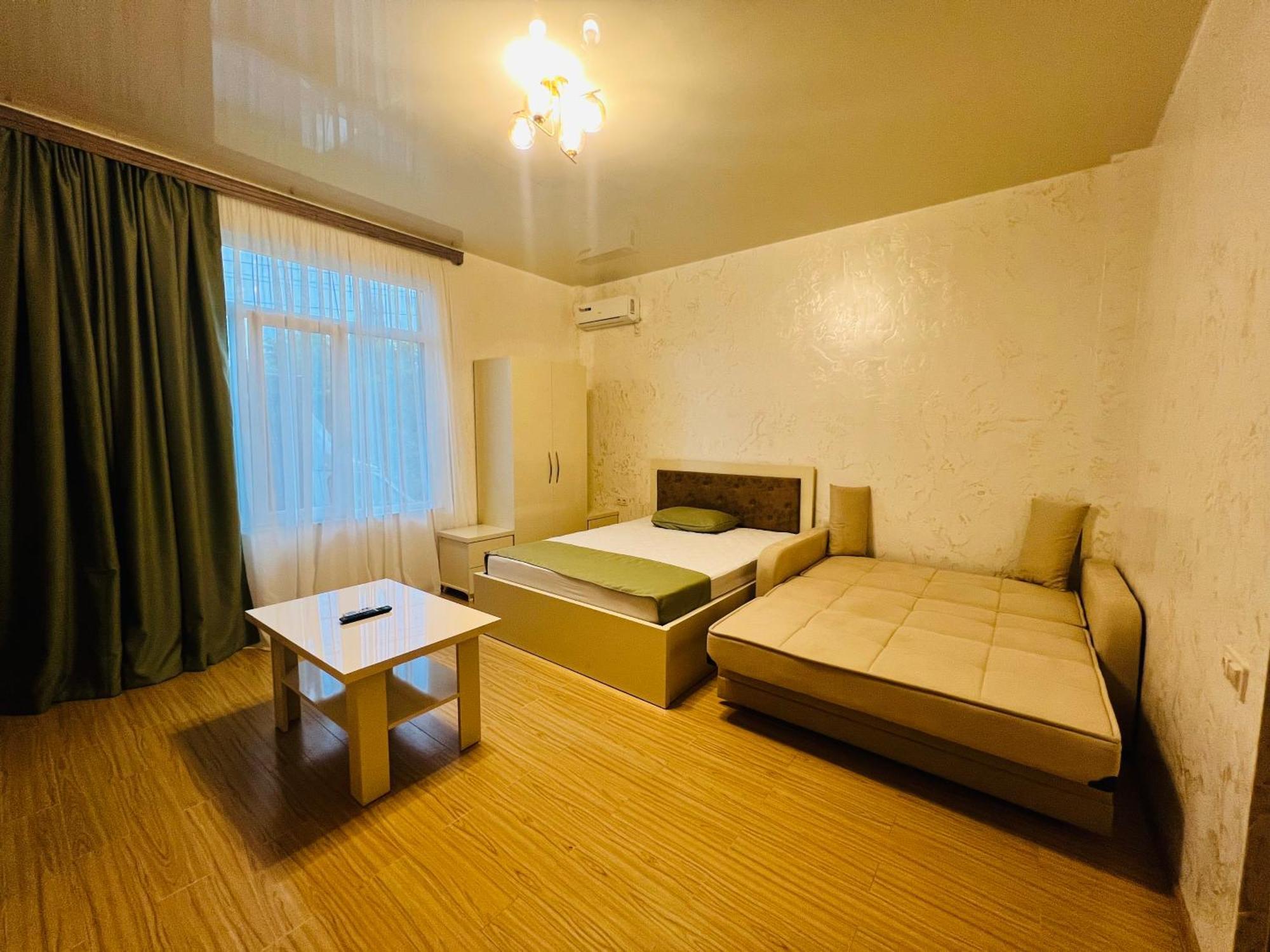 Apartments Nita バトゥーミ エクステリア 写真