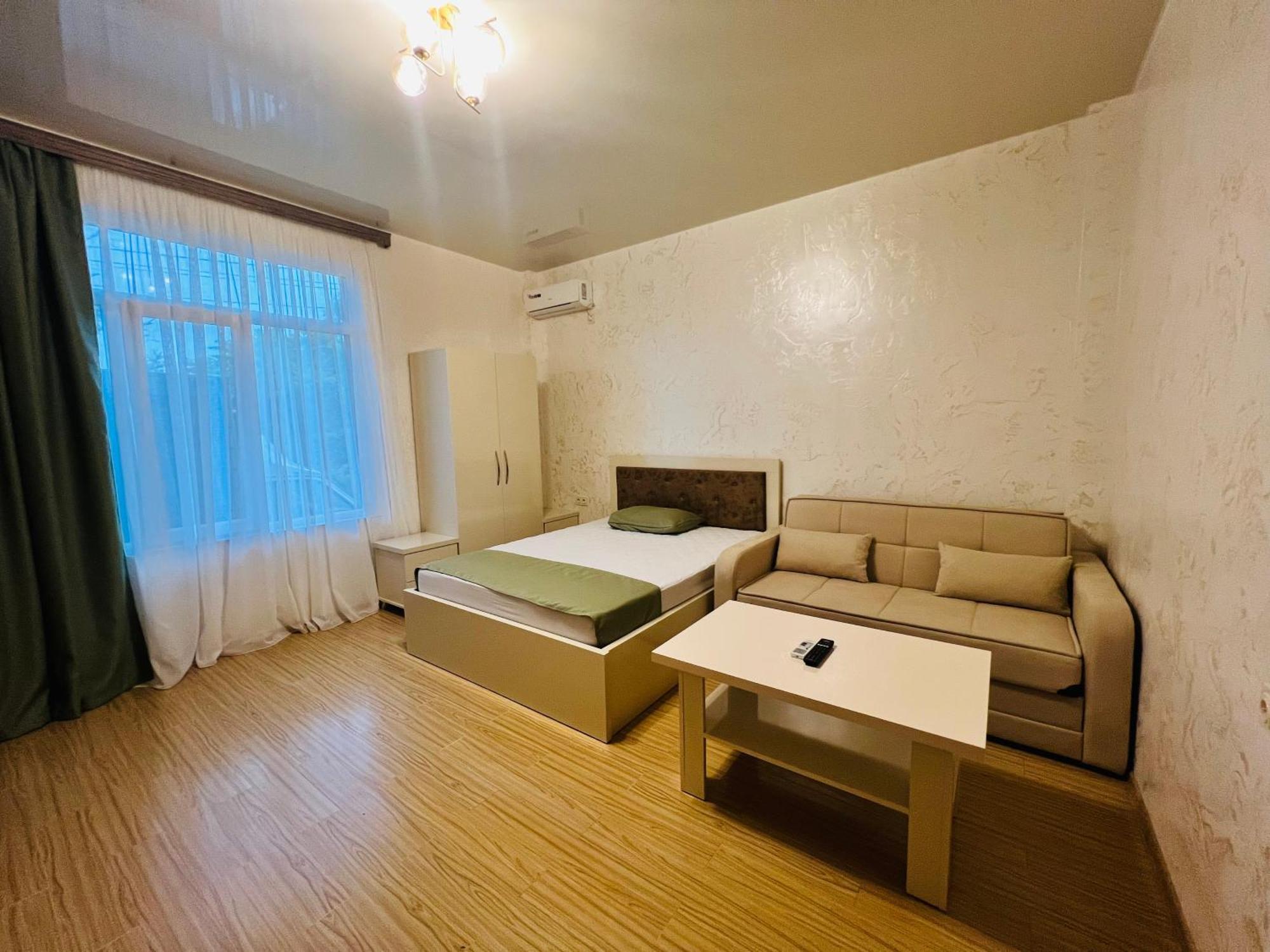 Apartments Nita バトゥーミ エクステリア 写真