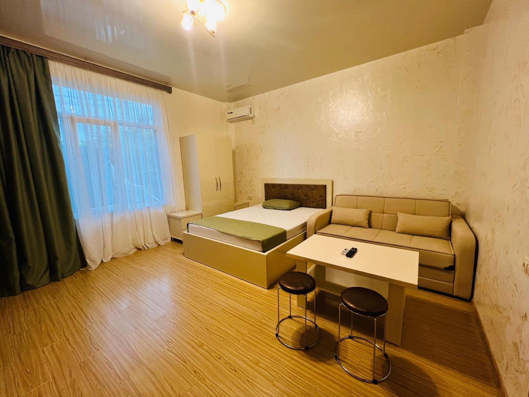 Apartments Nita バトゥーミ エクステリア 写真